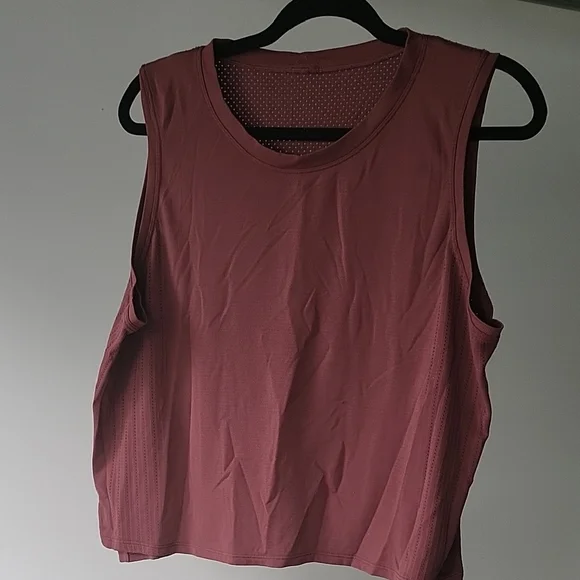 lululemon athletica Dot Camo Tank Top in Spiced Red - Picture 3 of 6